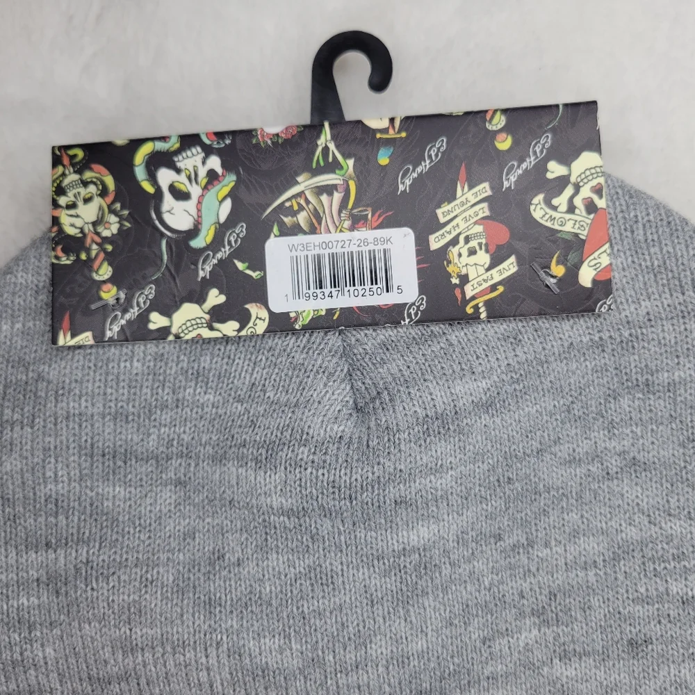 Ed Hardy Beanies Hats Gray & Pink Brand New, Never Worn 2 Beanies - Picture 4 of 5